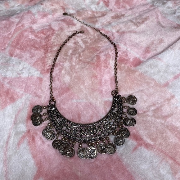 Tilly's Jewelry - Silver statement necklace